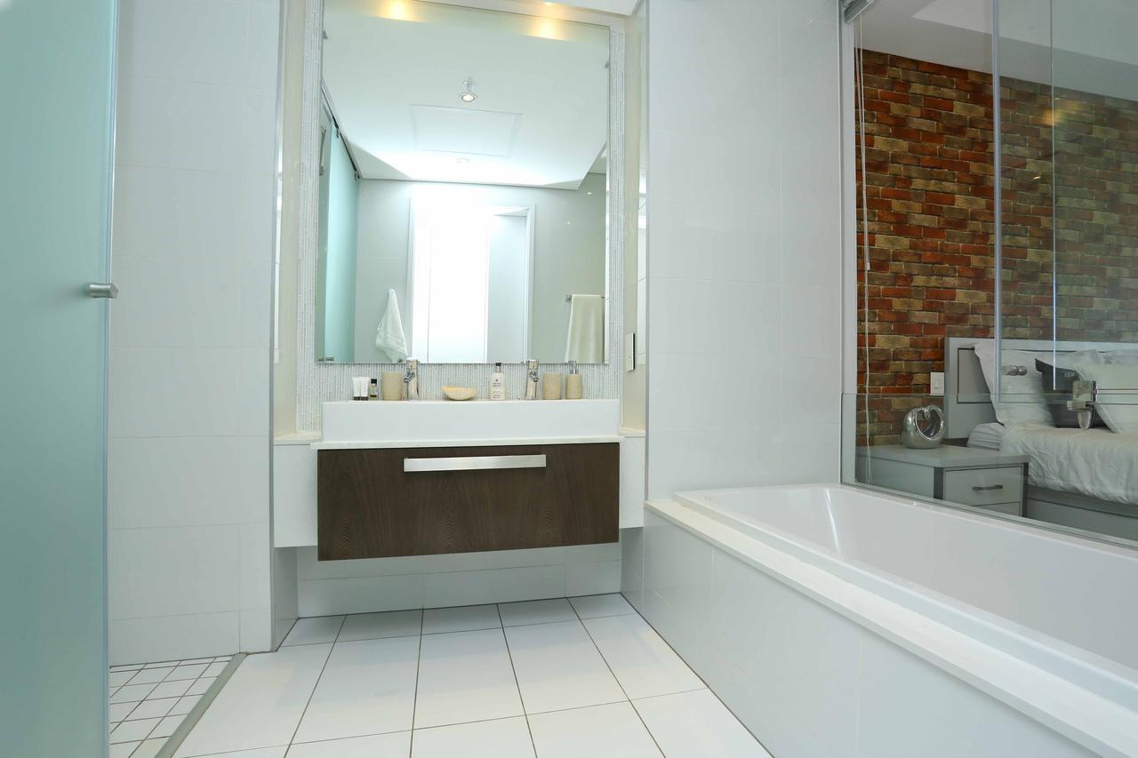 Sandton Skye Apartments Exterior photo